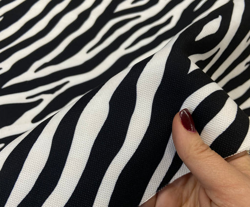 ZEBRA DESEN DİJİTAL BASKI KUMAŞ - SİYAH