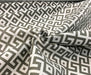 GEOMETRİK DESENLİ DİJİTAL BASKI KUMAŞ - GRİ