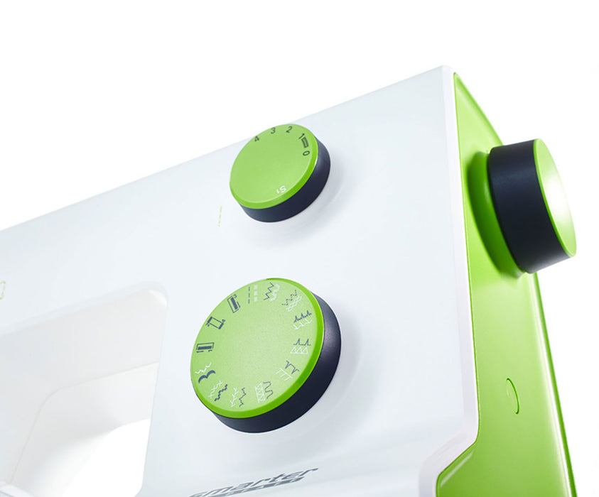 SMARTER  BY PFAFF 140S