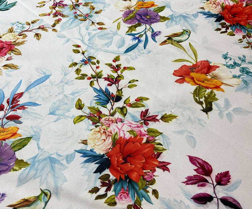 ÇİÇEK VE KUŞ DESENLİ DİJİTAL BASKI KUMAŞ - BEYAZ