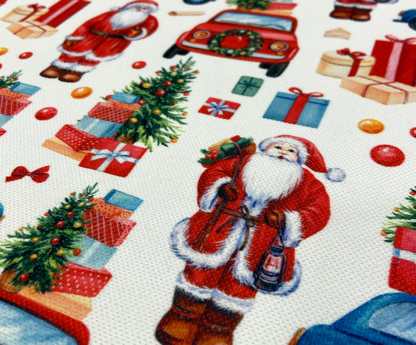 YILBAŞI NOEL BABA VE ARABALAR DİJİTAL BASKI KUMAŞ - BEYAZ