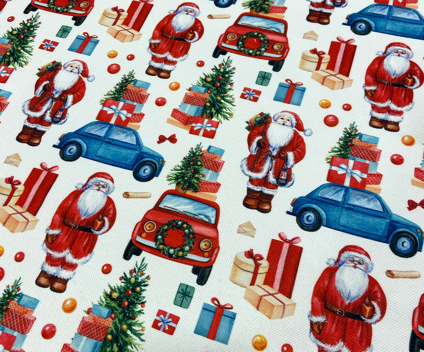 YILBAŞI NOEL BABA VE ARABALAR DİJİTAL BASKI KUMAŞ - BEYAZ