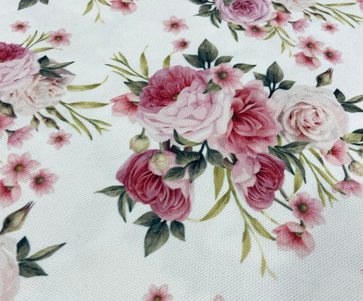 YEDİVEREN GÜLLER DİJİTAL BASKI KUMAŞ - PEMBE