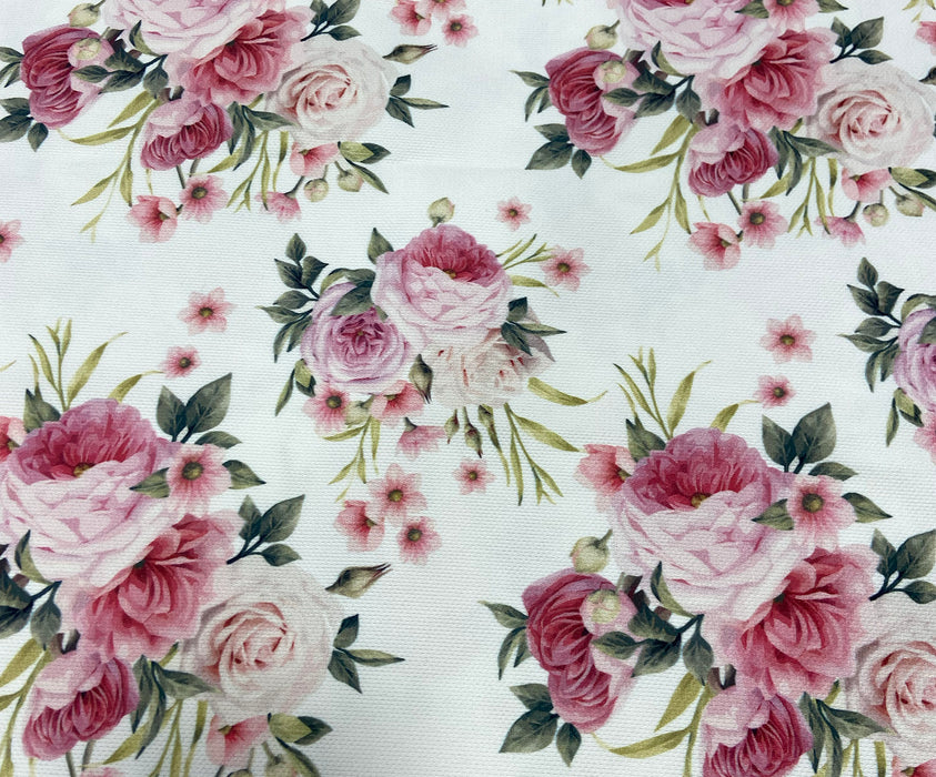 YEDİVEREN GÜLLER DİJİTAL BASKI KUMAŞ - PEMBE