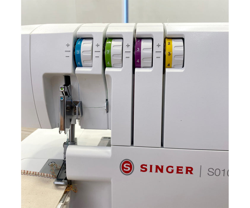 SINGER S0105 OVERLOK MAKİNASI