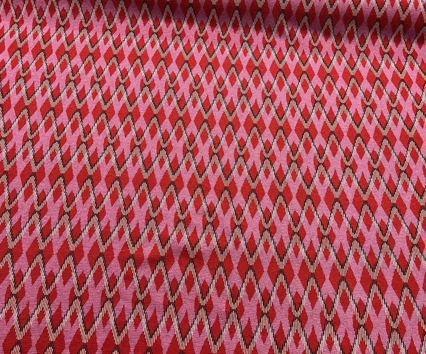 ZİGZAG DESENLİ ÖRME KUMAŞ - PEMBE