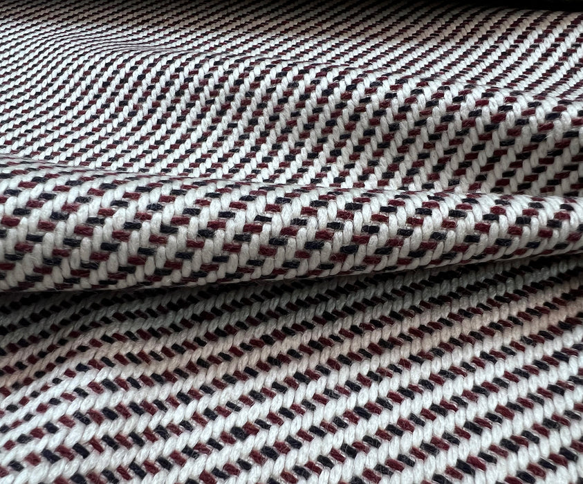 DESENLİ ŞANEL BUKLET KUMAŞ - BORDO