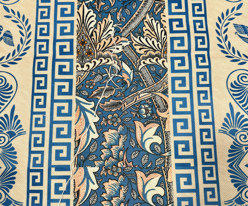 ETNİK KİLİM DESENLİ  DİJİTAL BASKI KUMAŞ - MAVİ