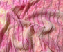 KABARTMA DESENLİ ŞİFON KUMAŞ - PEMBE